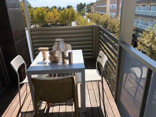 T&h Llevant Salou Family Apartment