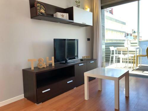 T&h Llevant Salou Family Apartment