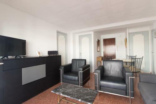 Apartamento Gisamar Ref 1124