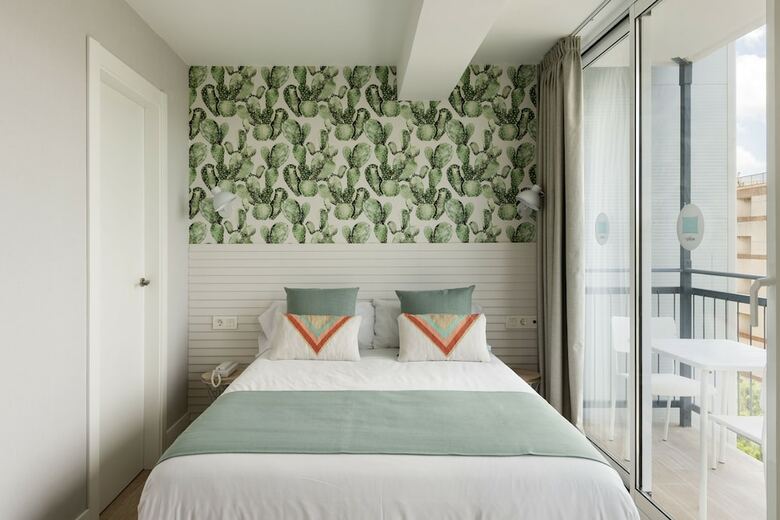 Hostal Seaborn By Pillow