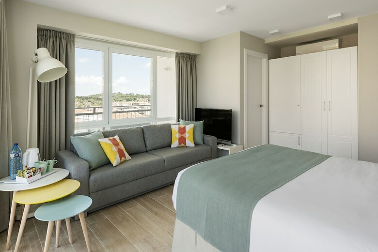 Hostal Seaborn By Pillow