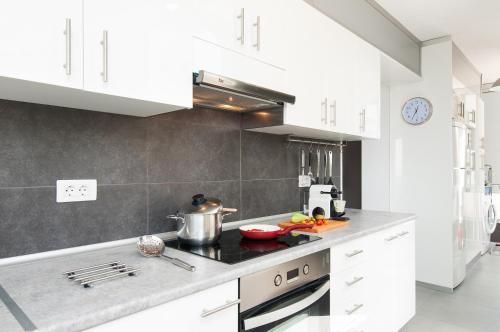 Beachfront Apartment Burras Mg8