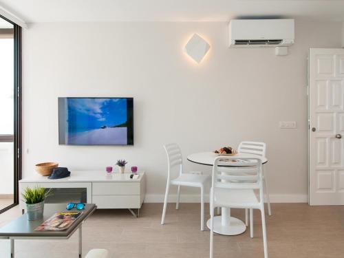 Beachfront Apartment Siesta 21 San Agustin Playa
