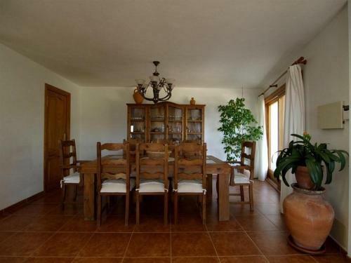 San Jose Villa Sleeps 8 Pool Wifi