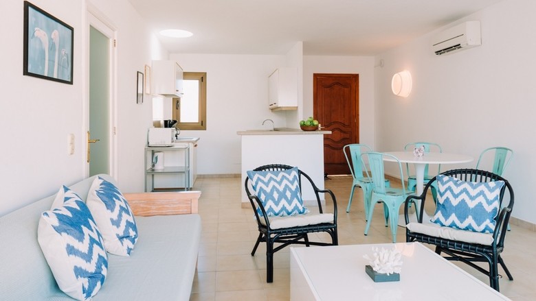 Lemar Apartments