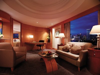 Hotel Shangri-la Makati