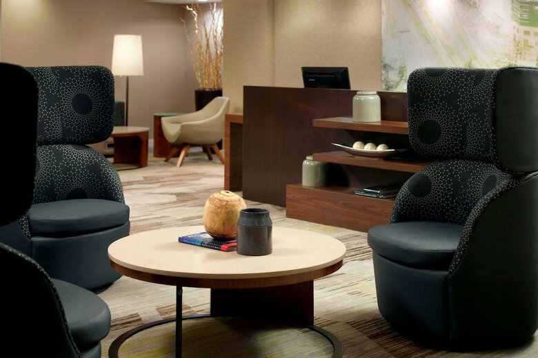Hotel Courtyard By Marriott Cumberland Center