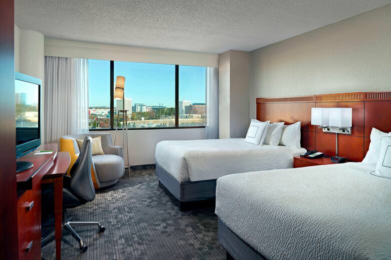 Hotel Courtyard By Marriott Cumberland Center