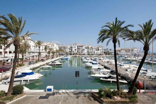 Apartamento Marina Duquesa -1� Line Beach
