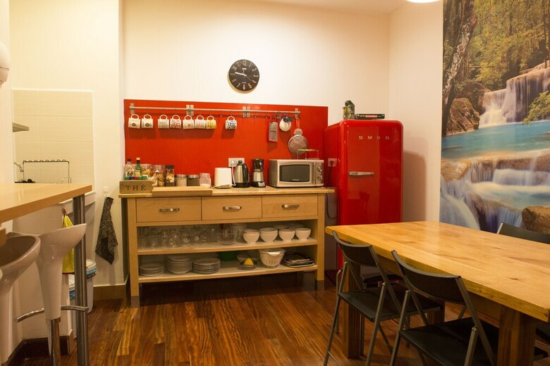 Hostal Pensi�n Aia