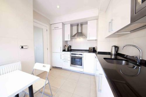 Apartamento The Rentals Collection|versalles II