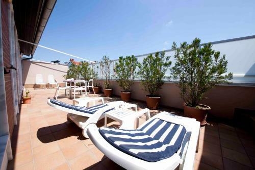 Apartamento The Rentals Collection|versalles II