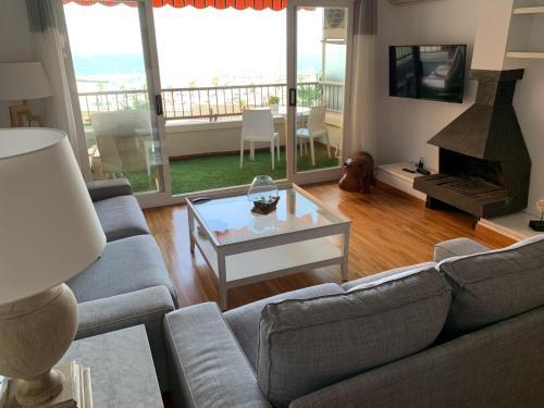 Lujoso Apartamento Frente Al Mar