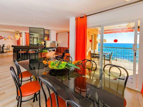 Apartment Blaumar