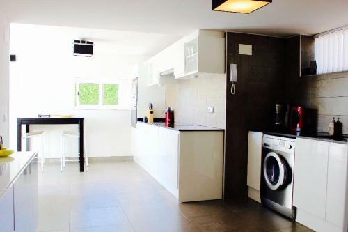 Sant Antoni De Calonge Villa Sleeps 9 Pool Wifi
