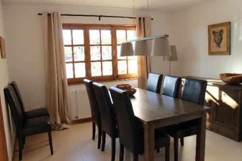 Sant Antoni De Calonge Villa Sleeps 8 Pool Wifi