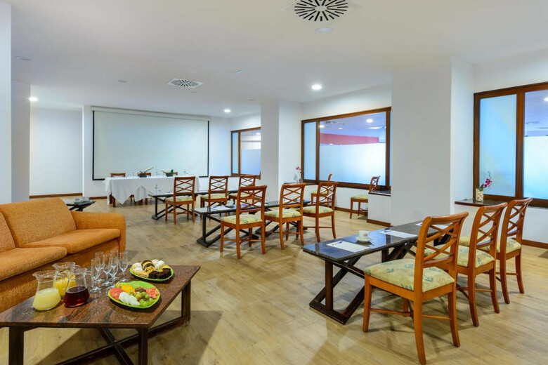 Hotel Vibra Beverly Playa