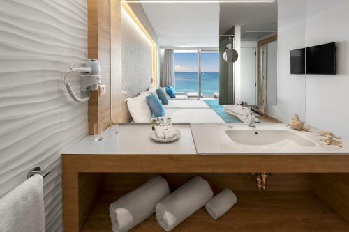 Hotel TRH Torrenova
