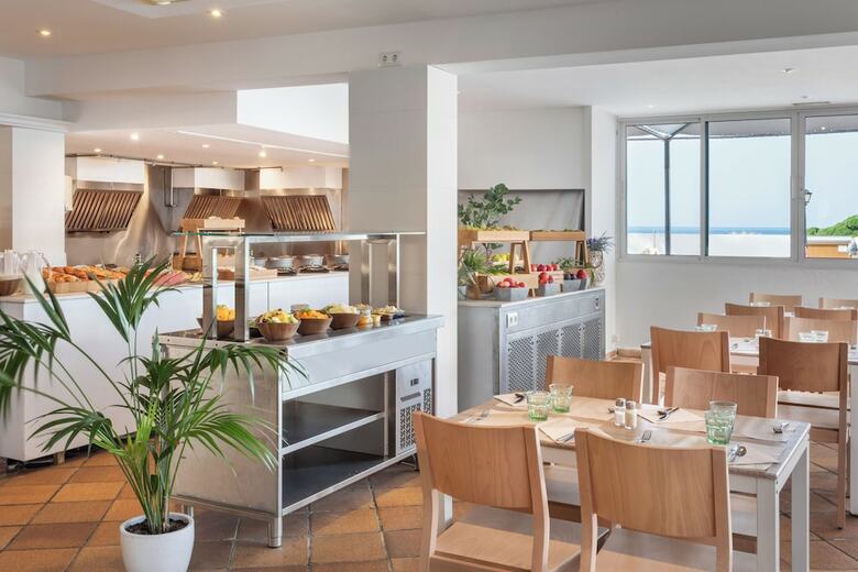 Hotel Sol Milanos Ping�inos