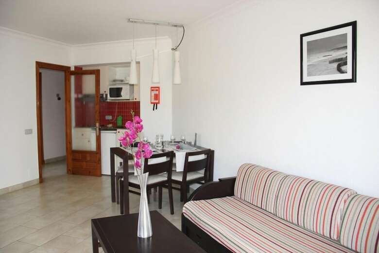 Apartamentos Royal Life