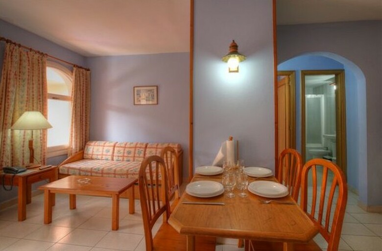 Apartamentos Royal Life
