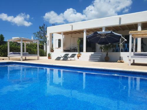 Villa Suki Ibiza: Outstanding Location, Great Value!
