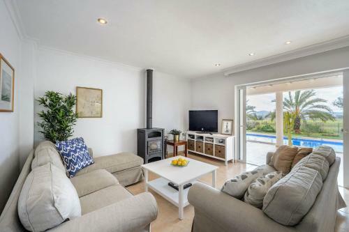 Villa Suki Ibiza: Outstanding Location, Great Value!