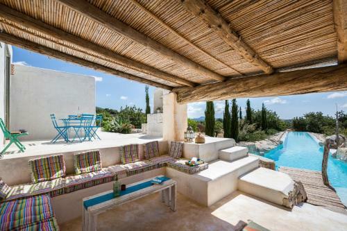 Residence By G Calicant