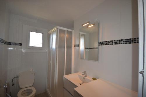 Apartamento Con Piscina Comunitaria. Tcanig�2d