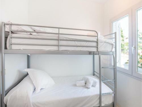 Seven-bedroom Holiday Home In Sant Pol De Mar