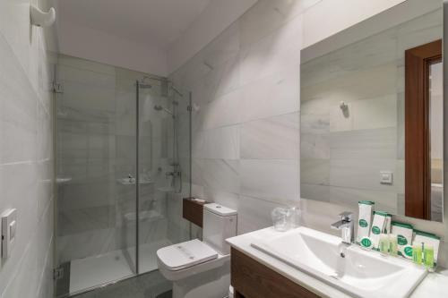Hotel Emblem�tico Holiday Time