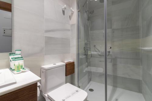 Hotel Emblem�tico Holiday Time