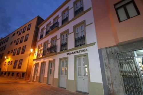 Hotel Emblem�tico Holiday Time
