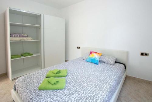 Can Valls Villa Sleeps 9 Wifi