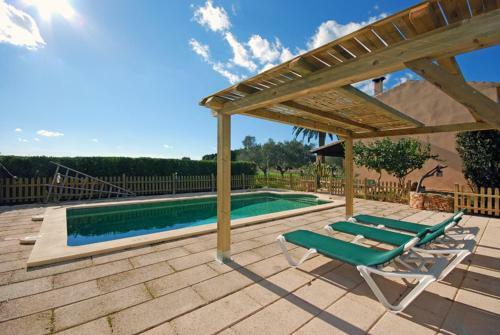 Castellet House