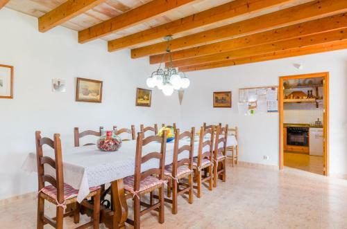 Yourhouse Son Femenia