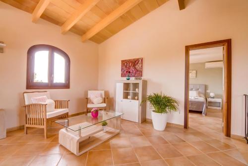Santa Margalida Villa Sleeps 8 Pool Air Con Wifi