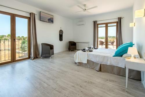 Villa Can Turquesa / Casa Turquesa