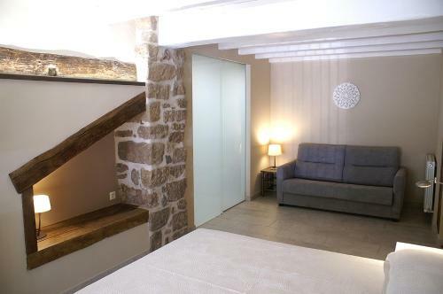 Hostal Habitacions Pla�a Major