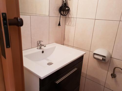 Studio Apartment Mit Balkon Strand In 250m, Wlan - [#109496]