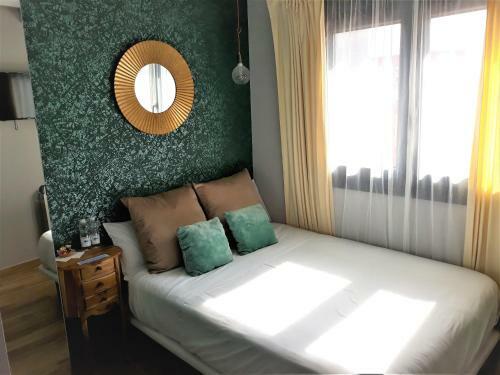 Hostal Pensi�n Los Patios De Santander