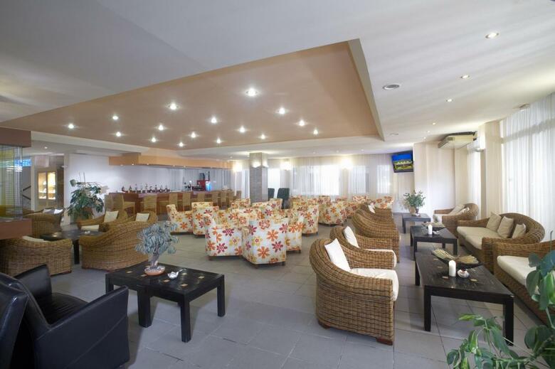 Hotel Portes Beach