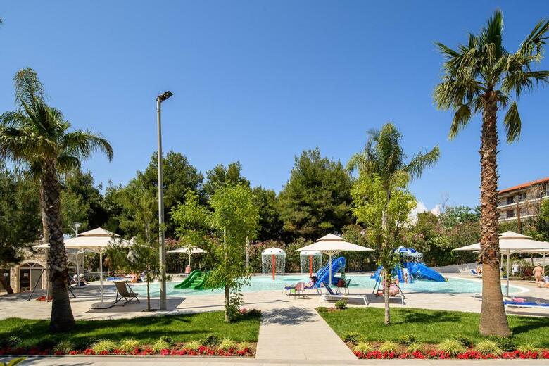 Hotel Portes Beach