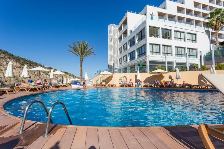 Hostal Palladium Hotel Cala Llonga - Adults Only