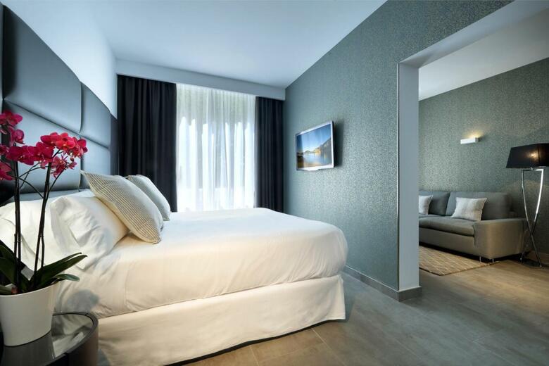 Hostal Palladium Hotel Cala Llonga - Adults Only