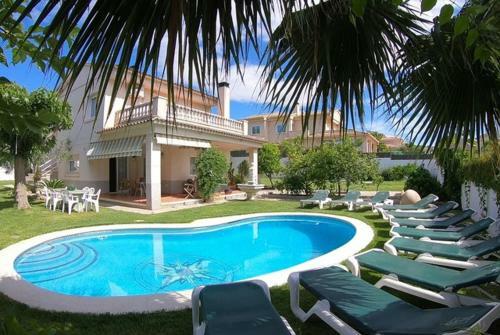Segur De Calafell Villa Sleeps 11 Pool Air Con Wifi