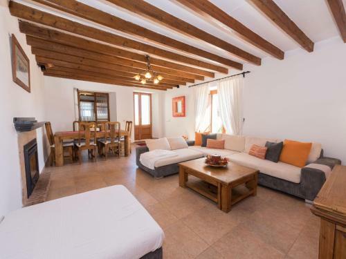 Villa Solivelles Gran -18 Guests.