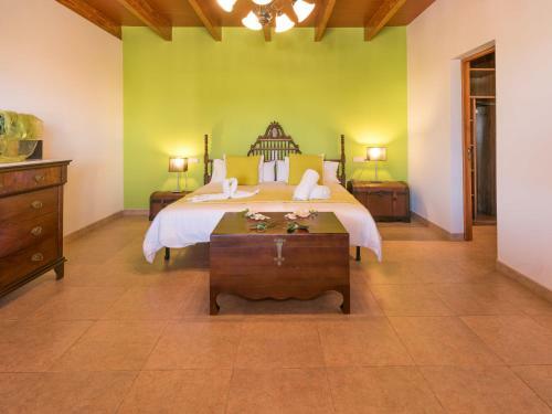 Villa Solivelles Gran -18 Guests.