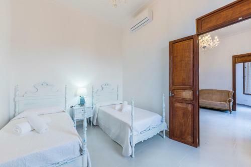 Villa Jofres House