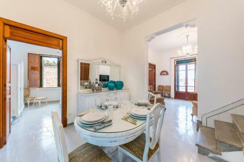 Villa Jofres House